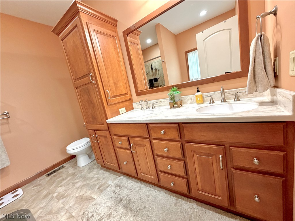 5020 Sunset Boulevard Road NW Strasburg OH 44680