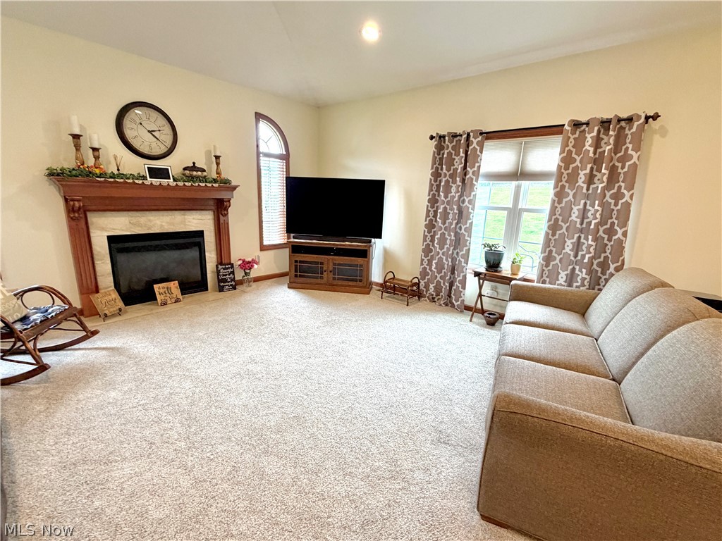 5020 Sunset Boulevard Road NW Strasburg OH 44680