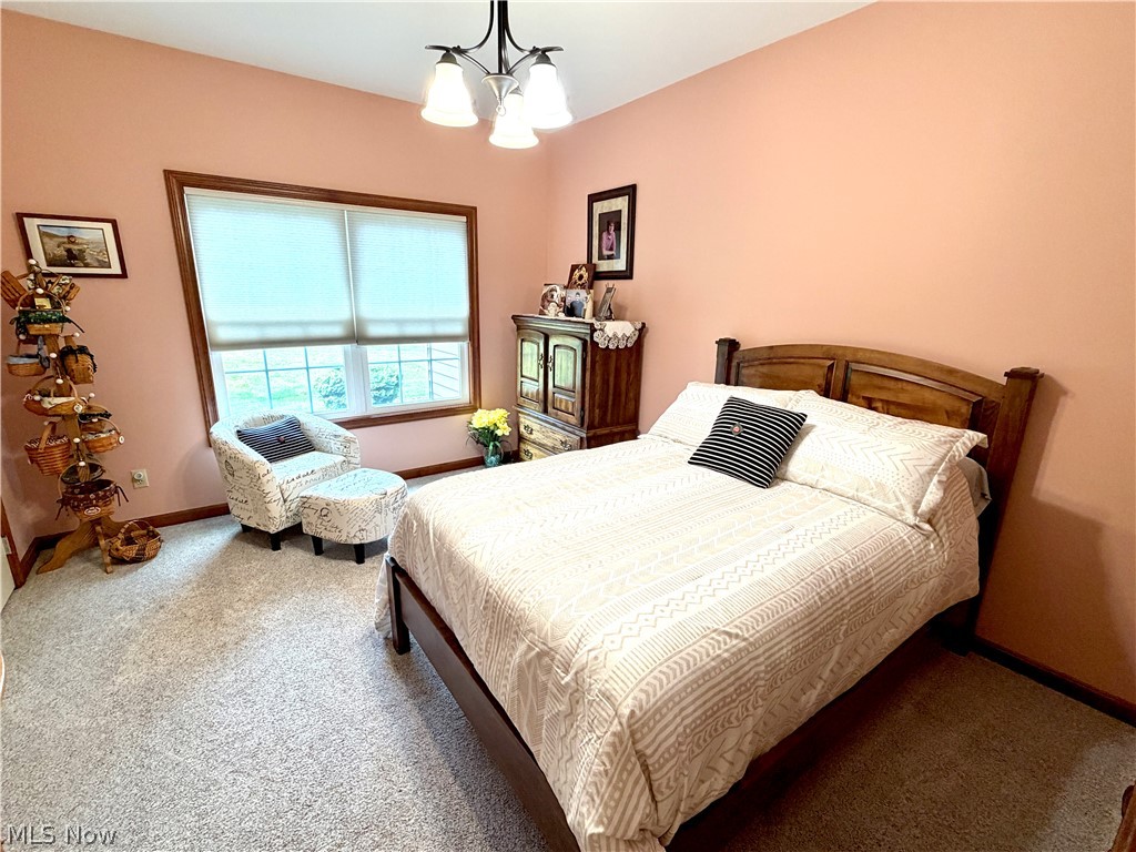 5020 Sunset Boulevard Road NW Strasburg OH 44680