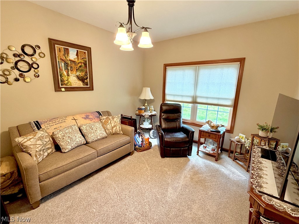 5020 Sunset Boulevard Road NW Strasburg OH 44680