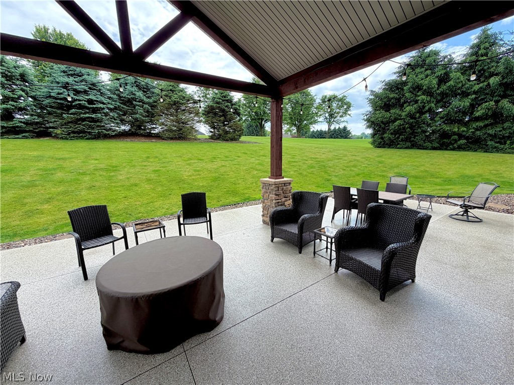 5020 Sunset Boulevard Road NW Strasburg OH 44680
