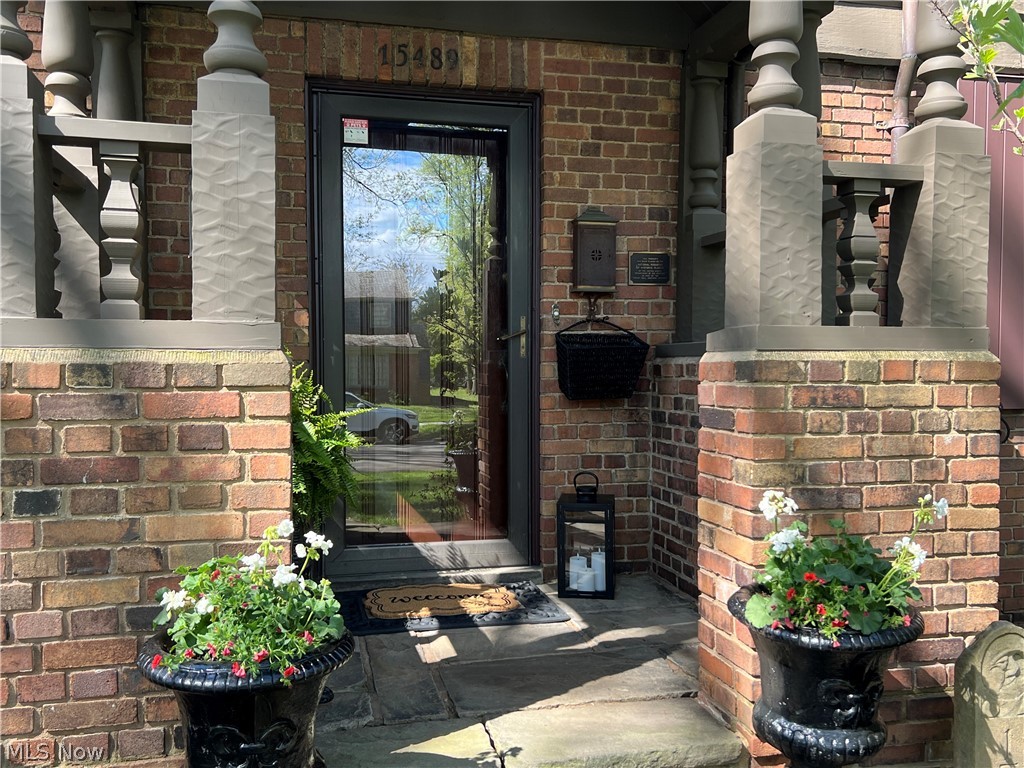 15489 Brewster Road East Cleveland OH 44112