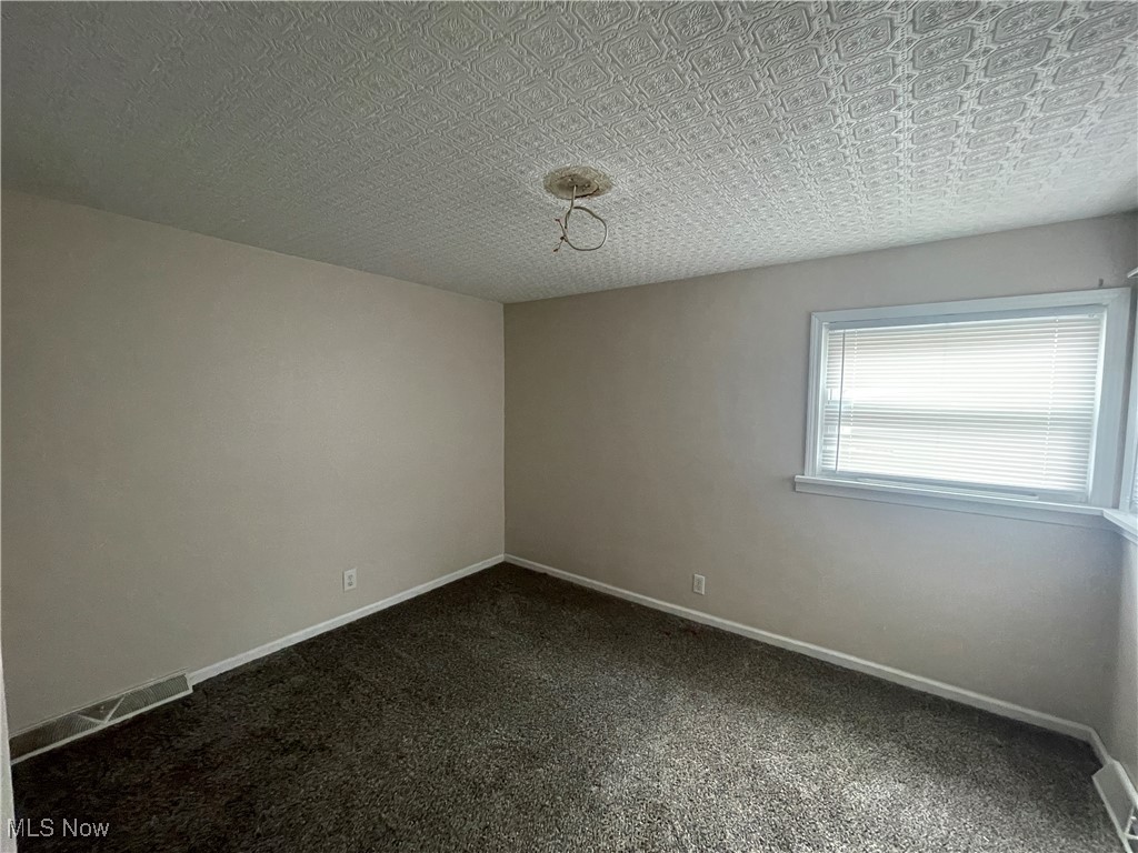 6161 Lily Lane SE Amsterdam OH 43903