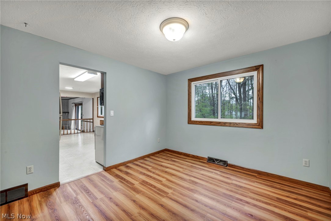 1668 Eisenhower Brunswick OH 44212