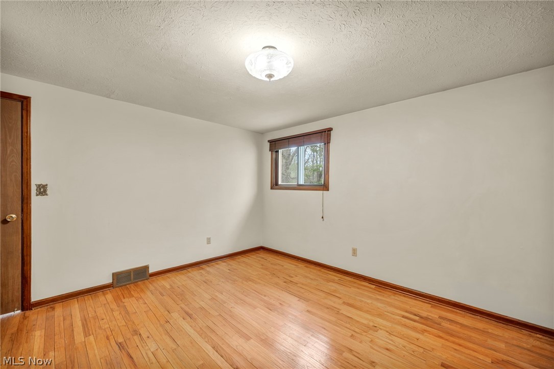 1668 Eisenhower Brunswick OH 44212