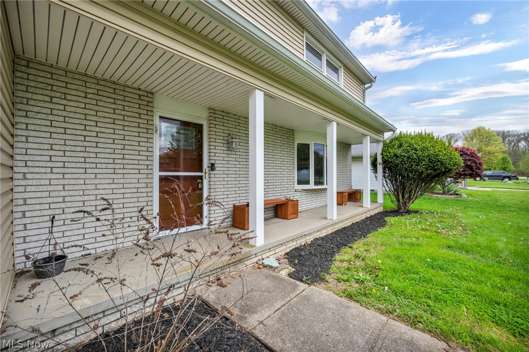 1668 Eisenhower Brunswick OH 44212