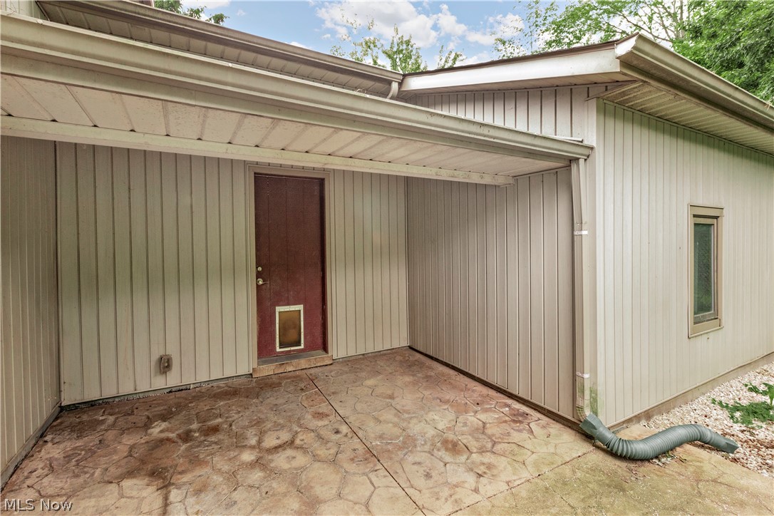 6205 River Road Madison OH 44057
