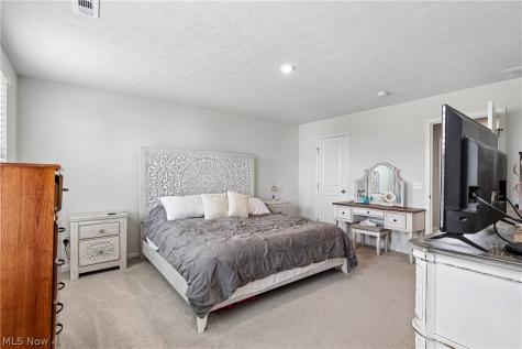 2689 Himelrigh Boulevard Barberton OH 44203