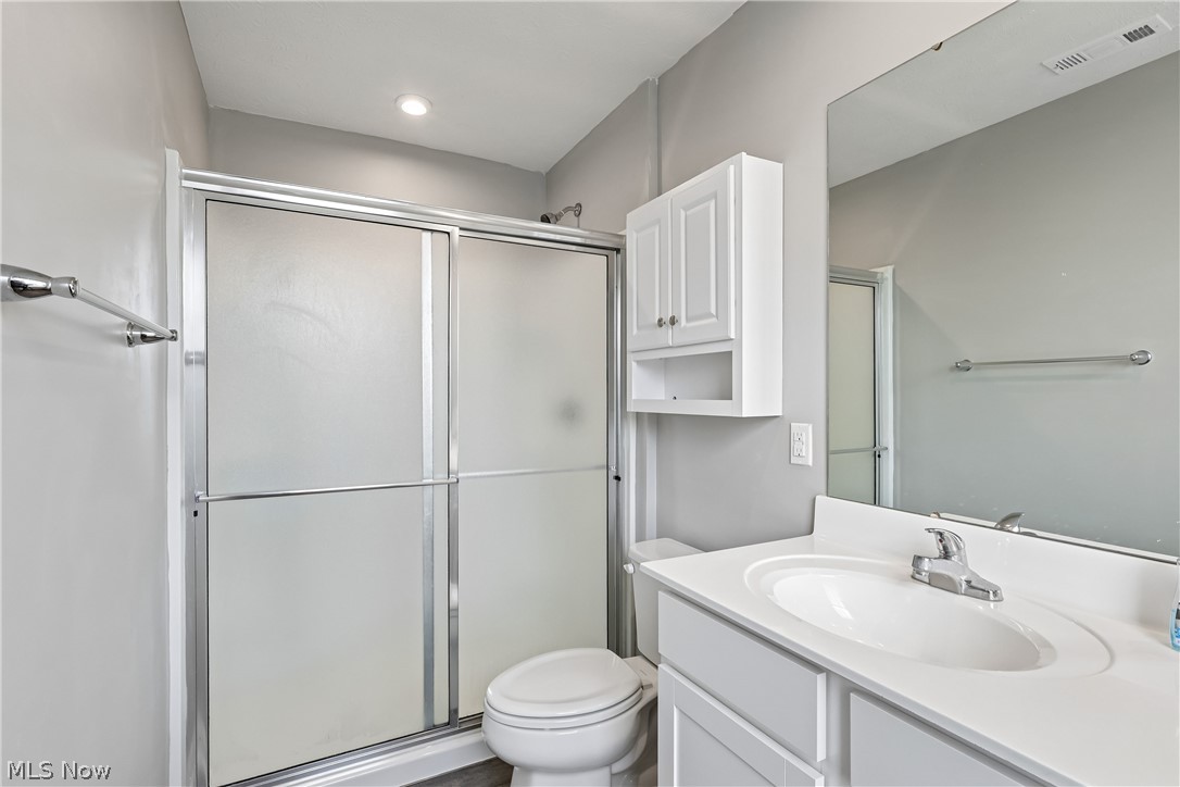 2689 Himelrigh Boulevard Barberton OH 44203