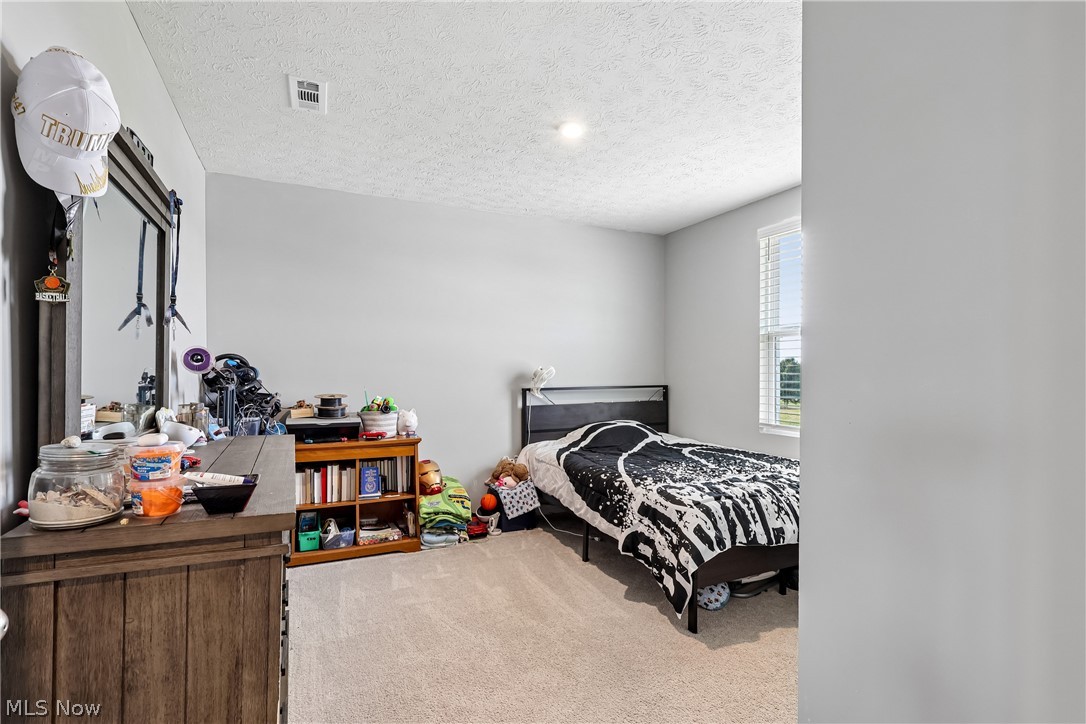 2689 Himelrigh Boulevard Barberton OH 44203