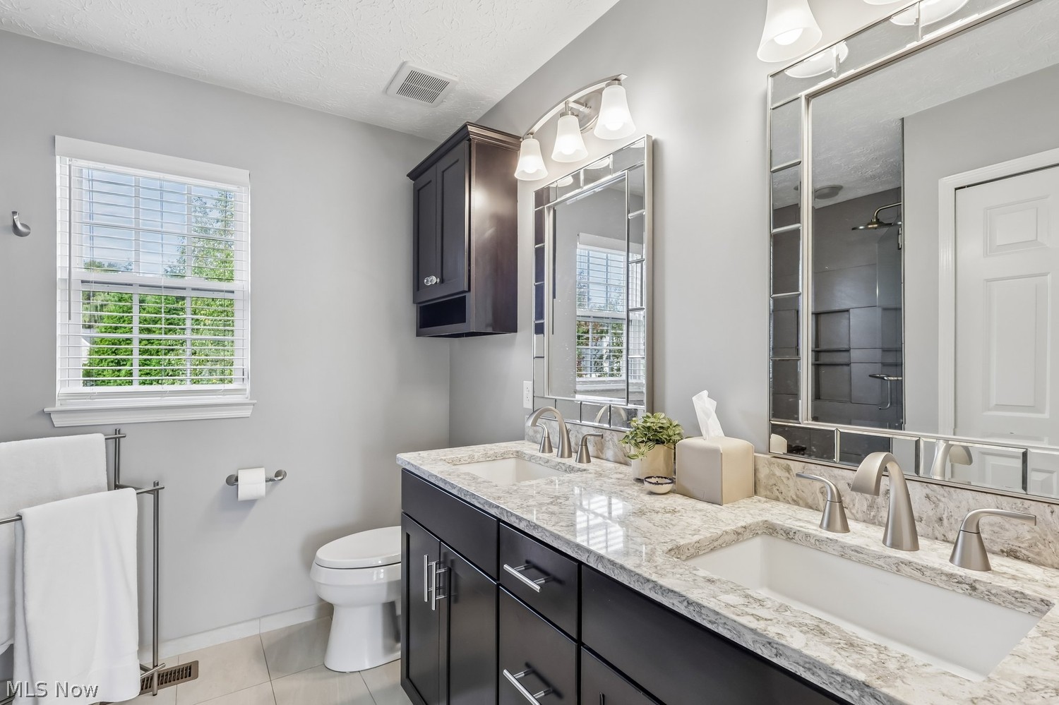 4648 Devereux Drive Copley OH 44321
