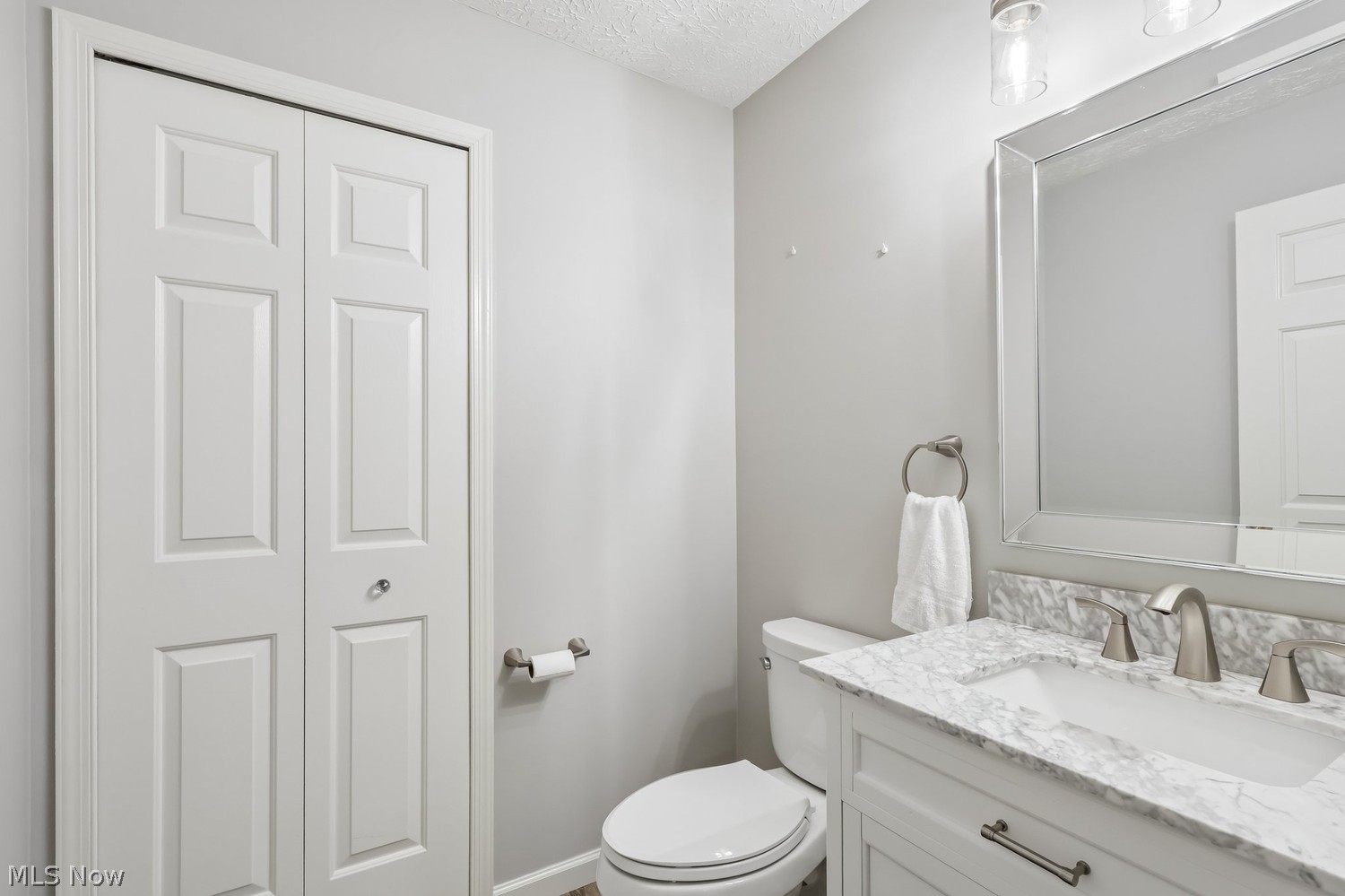 4648 Devereux Drive Copley OH 44321