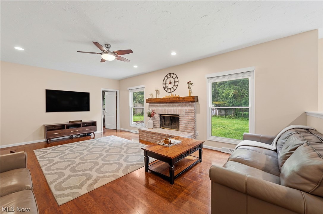 4270 N Hilltop Road Orange OH 44022