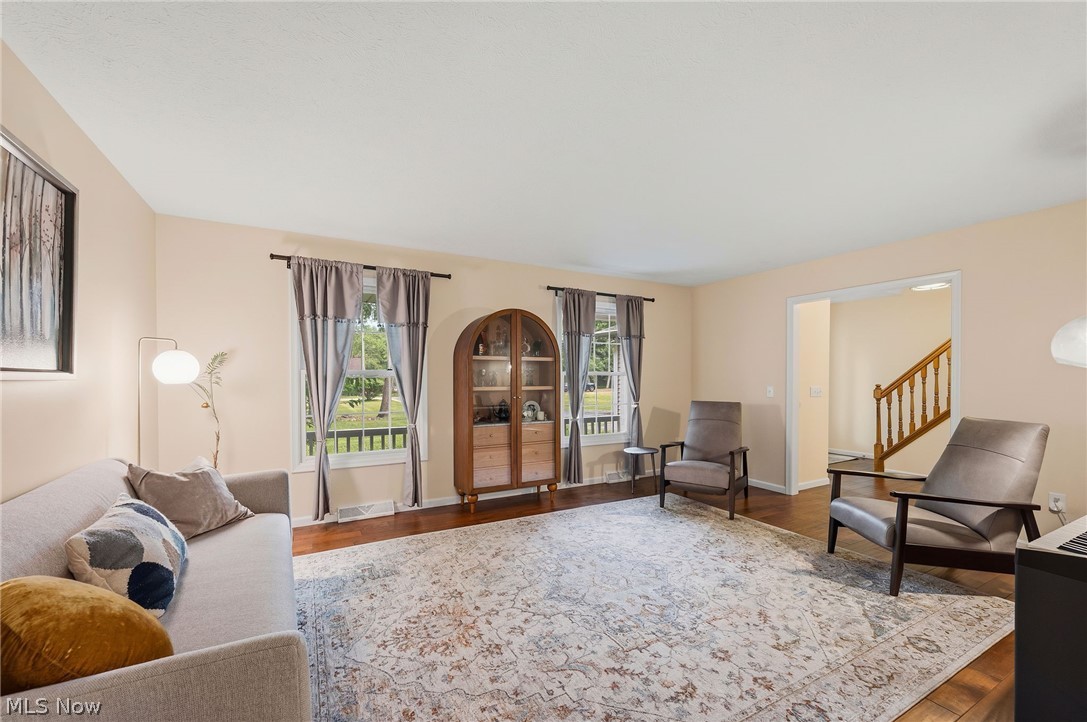 4270 N Hilltop Road Orange OH 44022