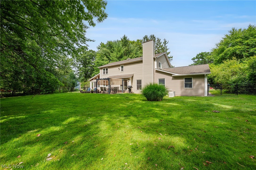 4270 N Hilltop Road Orange OH 44022