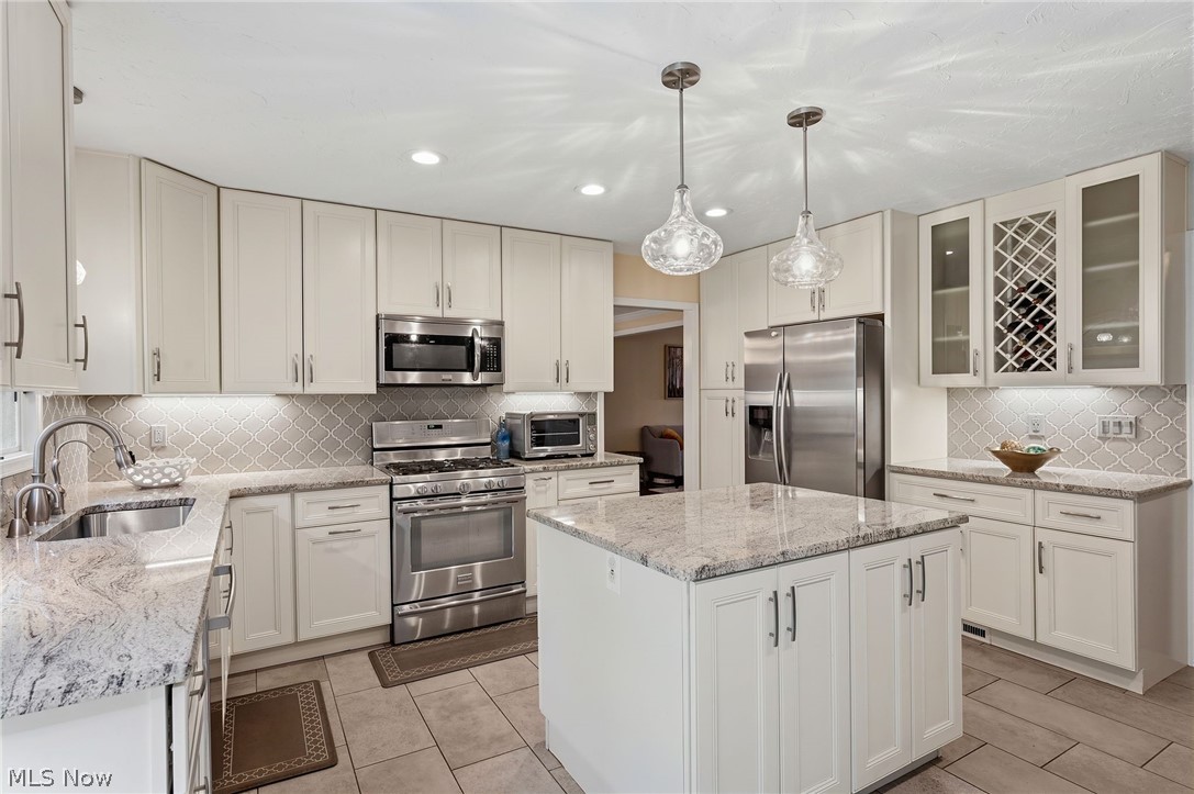 4270 N Hilltop Road Orange OH 44022