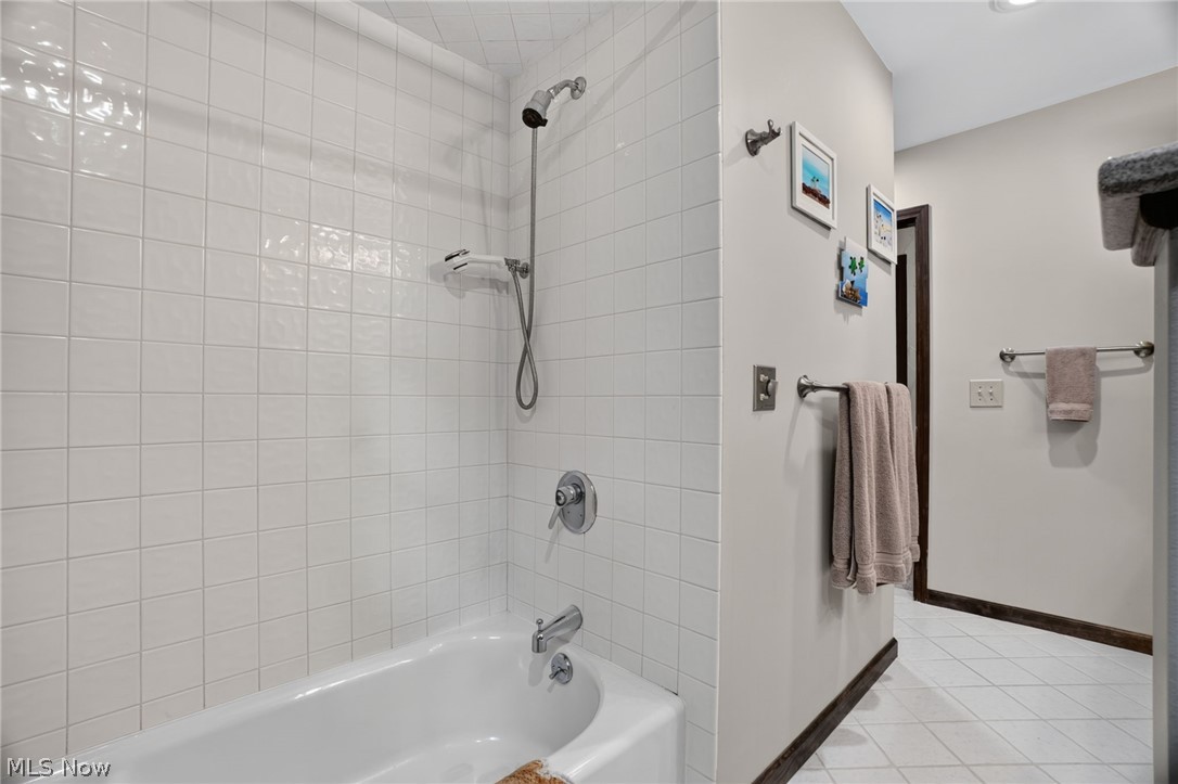 4321 N Forest Ridge Drive Ashtabula OH 44004