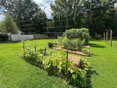 5841 Horning Road Kent OH 44240