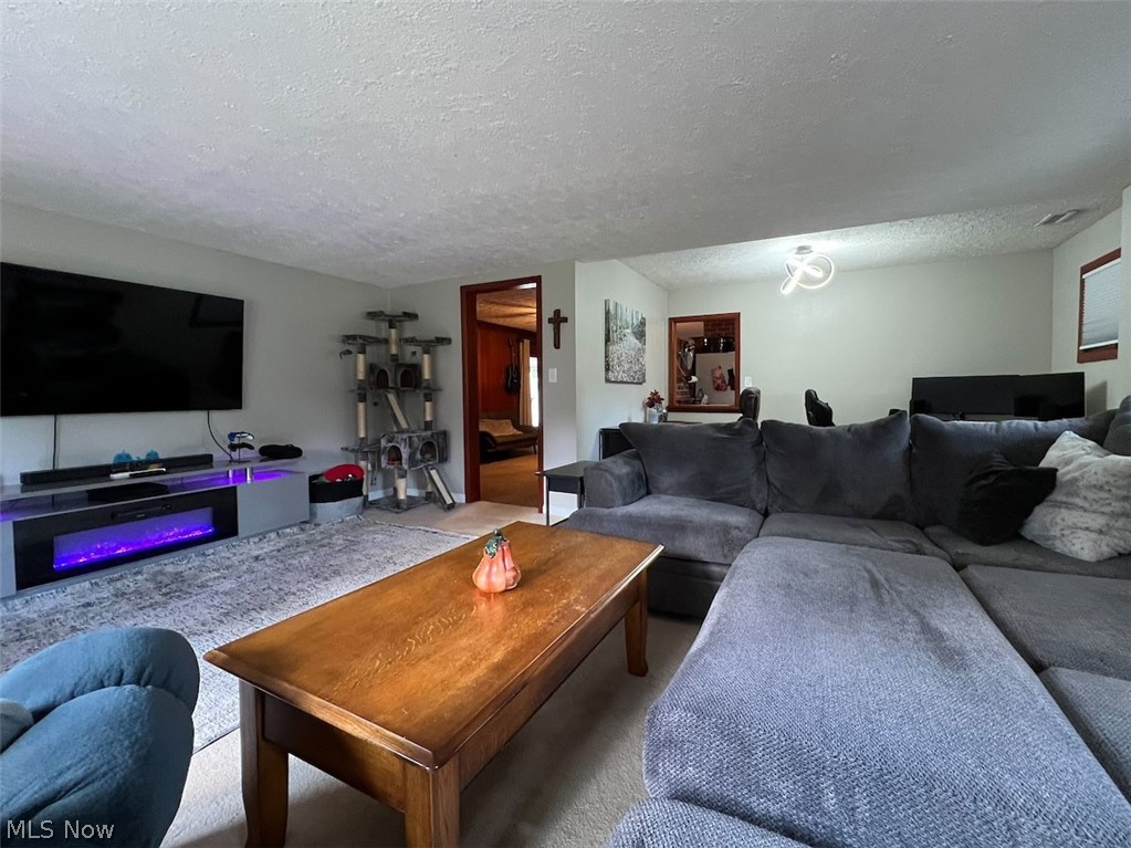 5841 Horning Road Kent OH 44240