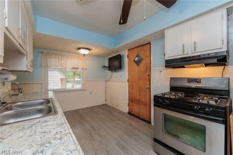 3218 W Ridgewood Drive Parma OH 44134