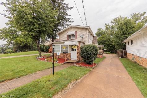 3218 W Ridgewood Drive Parma OH 44134