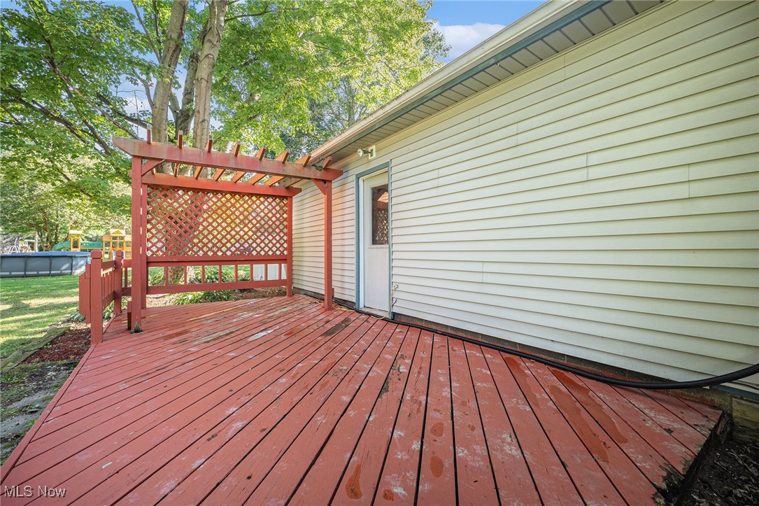 7032 Reed Road Conneaut OH 44030
