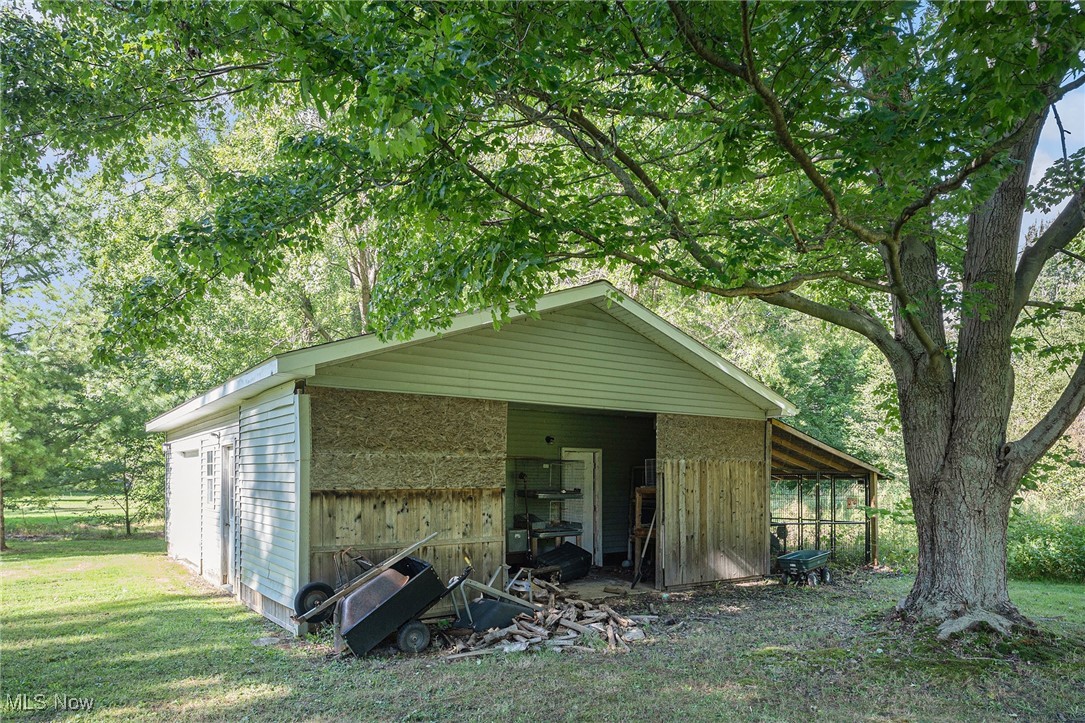7032 Reed Road Conneaut OH 44030