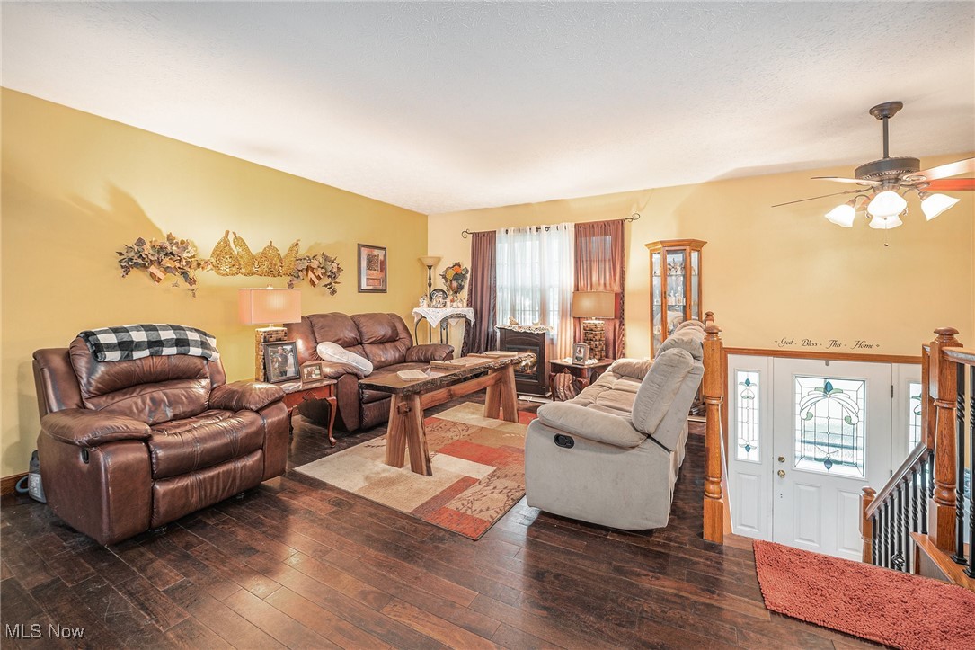 7032 Reed Road Conneaut OH 44030