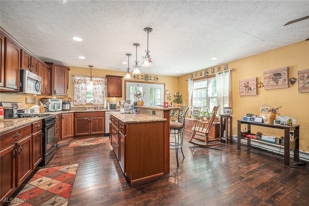 7032 Reed Road Conneaut OH 44030