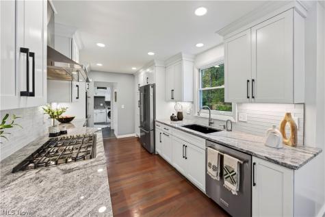 23299 Shelburne Road Shaker Heights OH 44122