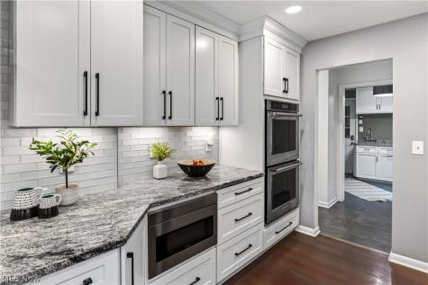 23299 Shelburne Road Shaker Heights OH 44122