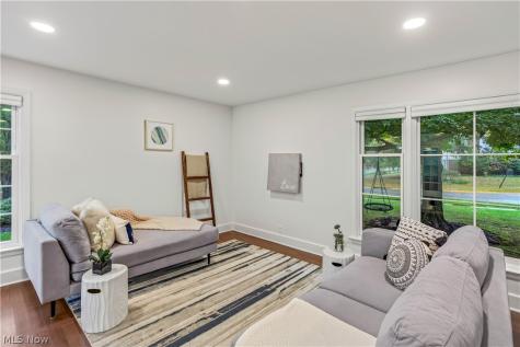 23299 Shelburne Road Shaker Heights OH 44122