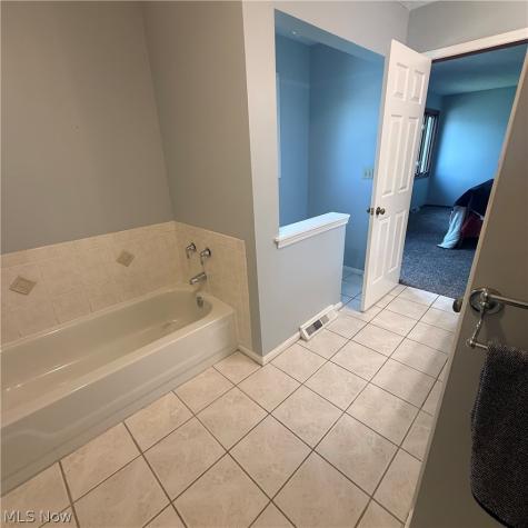 5630 Huntington Reserve Drive Parma OH 44134