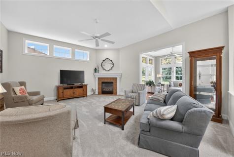 3629 Elmhurst Circle Uniontown OH 44685