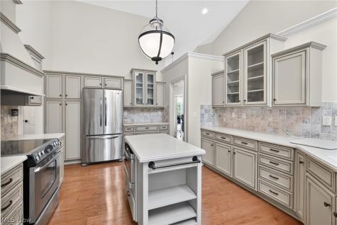 3629 Elmhurst Circle Uniontown OH 44685