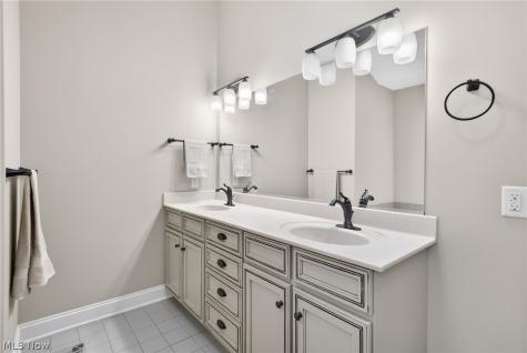 3629 Elmhurst Circle Uniontown OH 44685