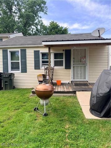 136 Sheriff Street Elyria OH 44035