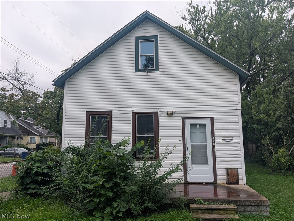 12816 Rexford Avenue Cleveland OH 44105