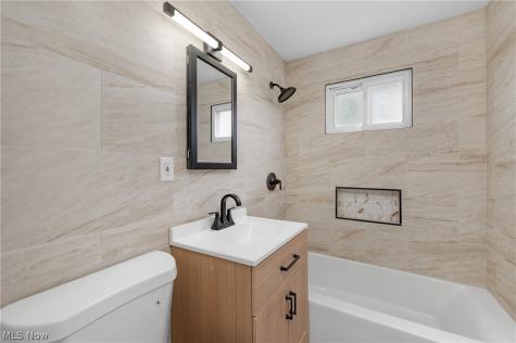 16189 Hummel Road Brook Park OH 44142