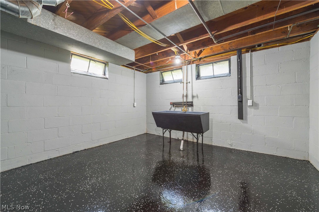 16189 Hummel Road Brook Park OH 44142