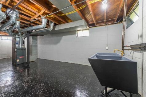 16189 Hummel Road Brook Park OH 44142