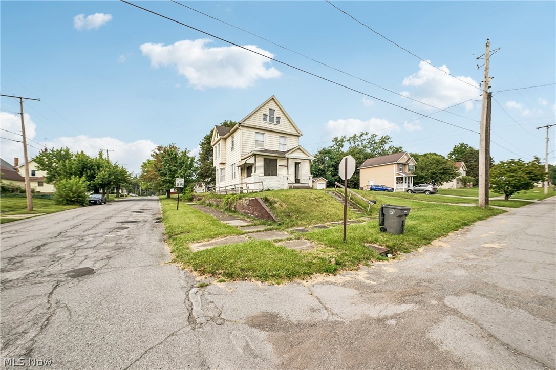 640 Broadway Avenue Youngstown OH 44510