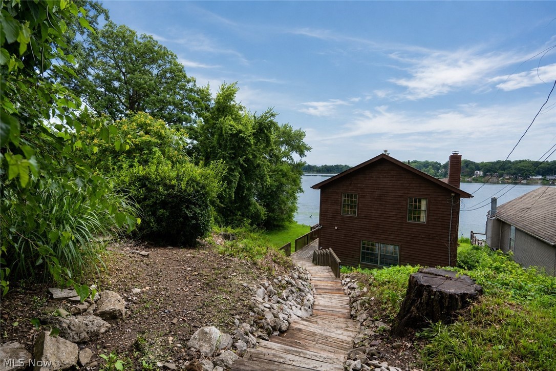 643 Fruit Drive Coventry OH 44319