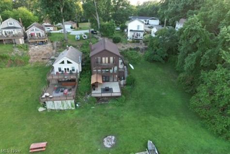643 Fruit Drive Coventry OH 44319