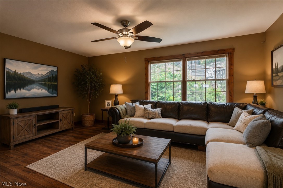 643 Fruit Drive Coventry OH 44319
