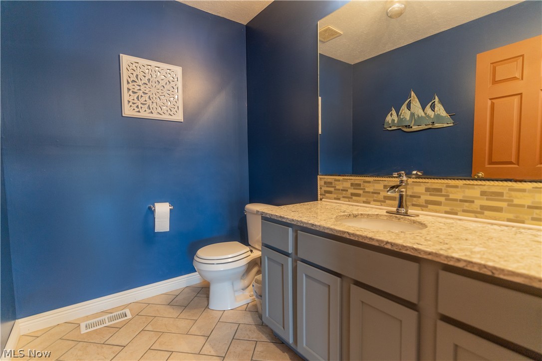 643 Fruit Drive Coventry OH 44319