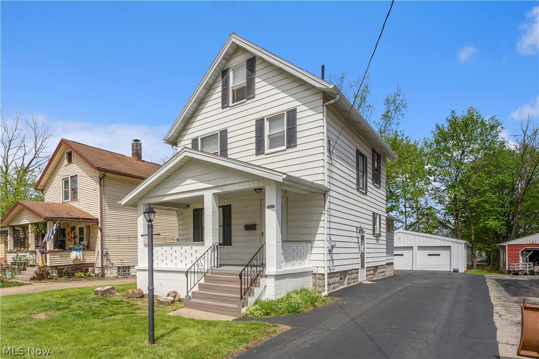 273 Maplewood Avenue Struthers OH 44471