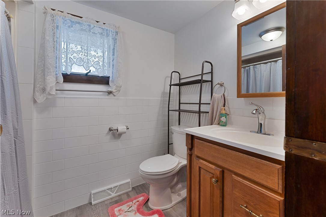 273 Maplewood Avenue Struthers OH 44471