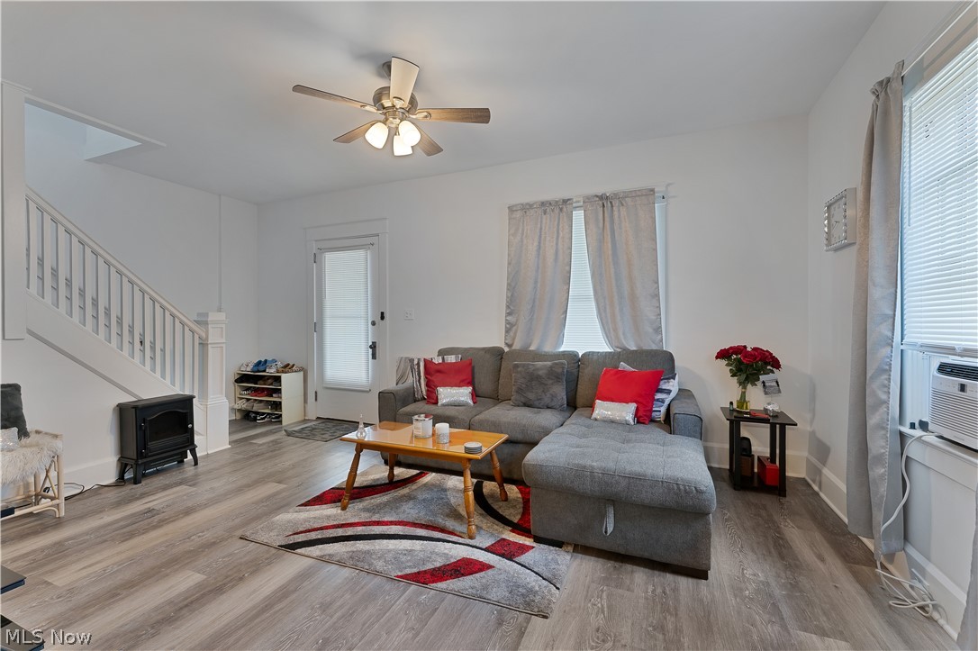 273 Maplewood Avenue Struthers OH 44471