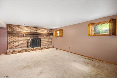 5520 Apple Ridge Circle Clinton OH 44216